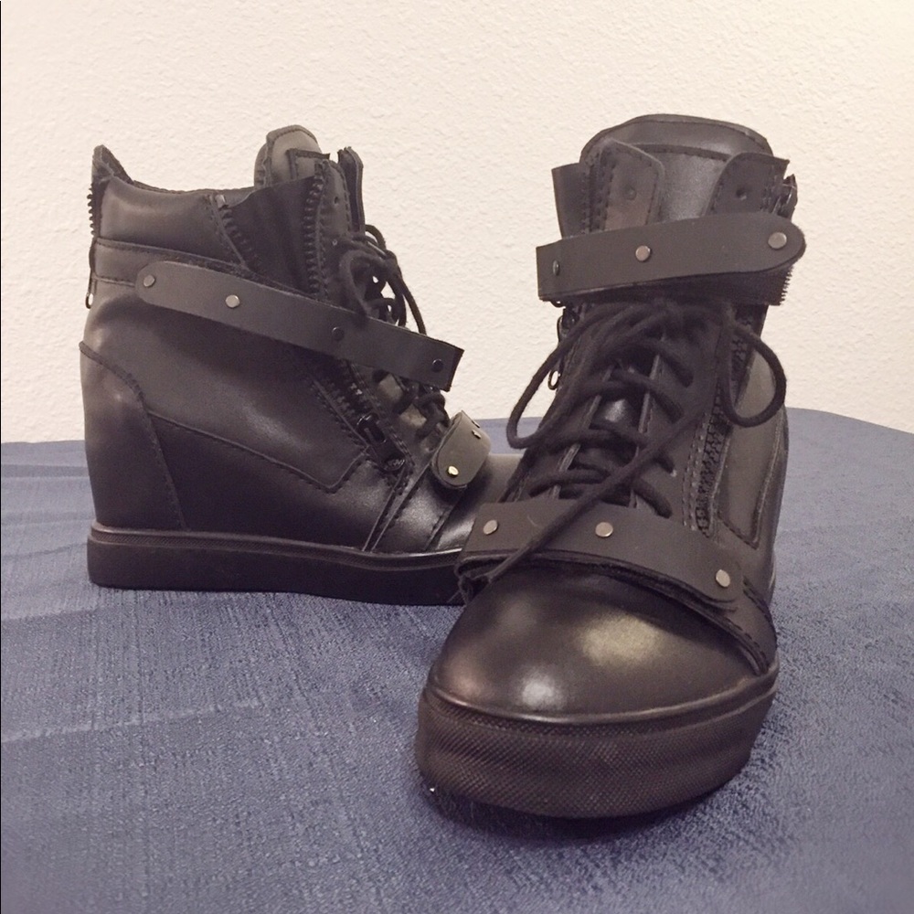 Combat Boot styled Wedges